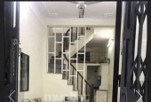 Cho thuê nhà ngõ 66 Hào Nam 4 tầng, 30m2, 4 ngủ, 10 Triệu ở gia đình, nhóm đi làm lịch sự
